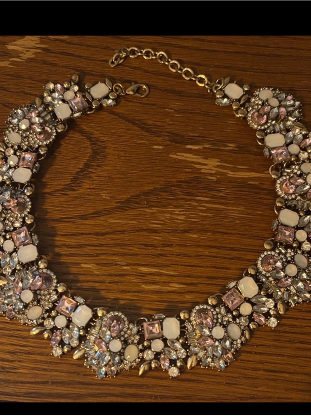Elegant Gold and Pink Crystal Collar Choker Statement Necklace - Picture 2 of 2